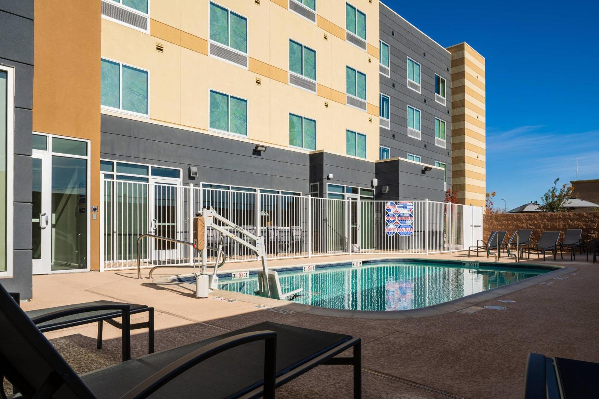 Fairfield Inn & Suites Las Vegas Northwest Екстериор снимка